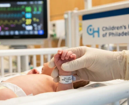 bebe terapia genetica personalizada actualidad