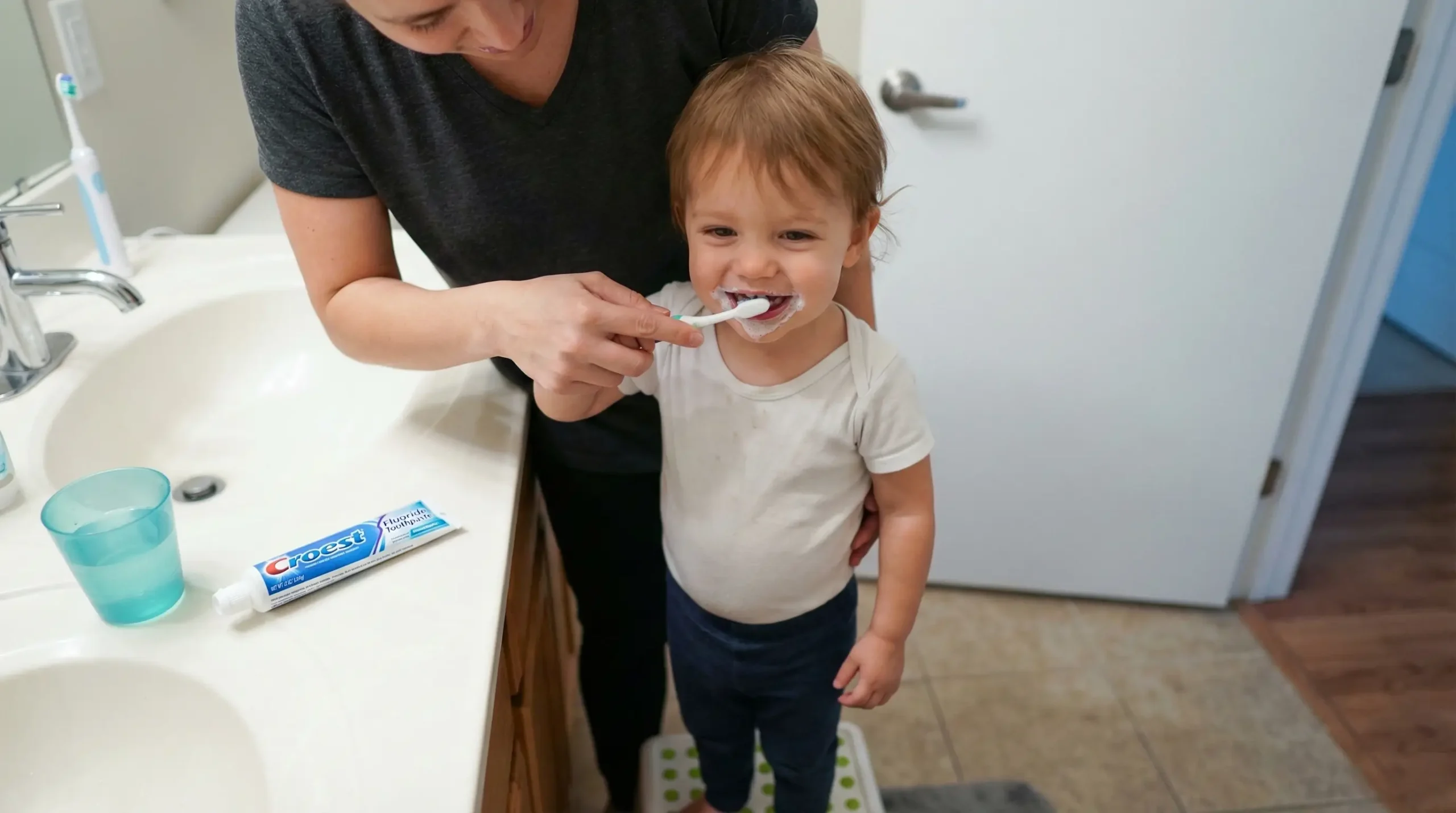 La OMS actualiza recomendaciones para la salud bucodental infantil