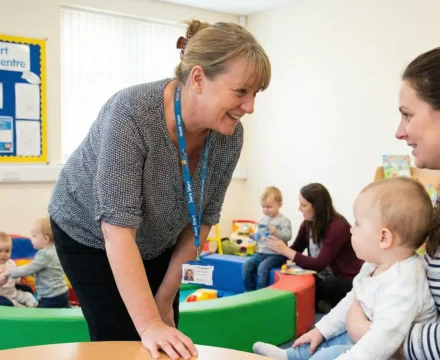 reino-unido-best-start-reforzar-servicios-familiares-desarrollo-infantil-temprano-actualidad