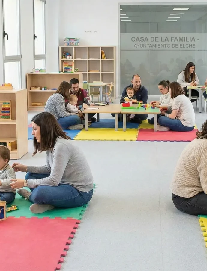 Elche impulsa un nuevo programa gratuito de atención temprana para bebés y familias desde el nacimiento