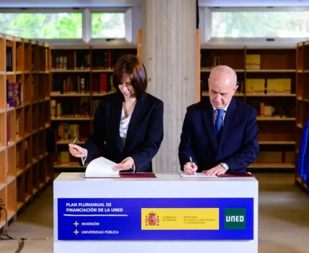 uned-20-000-nuevas-plazas-2029-actualidad